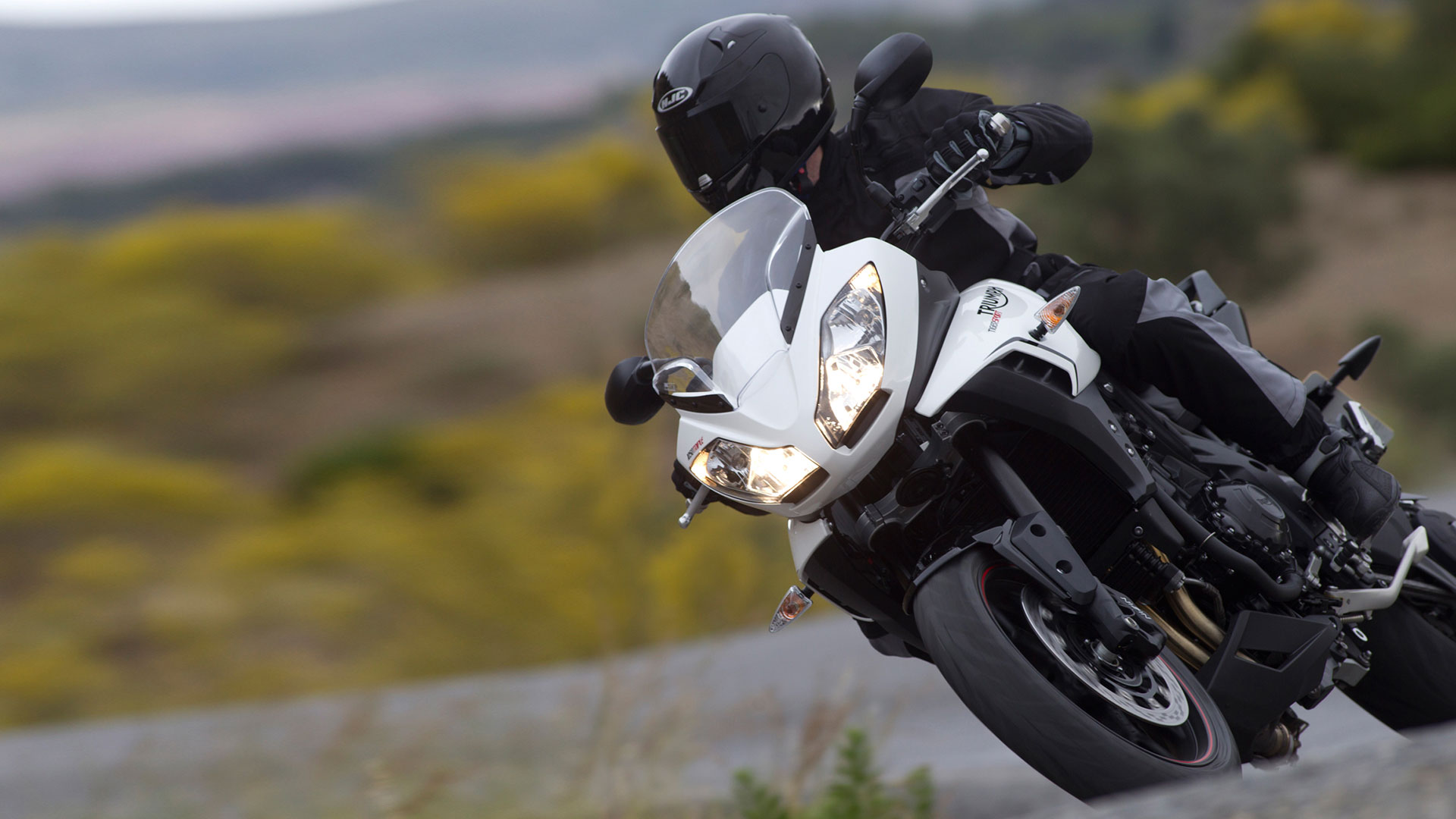 Triumph tiger sale 1050 adventure